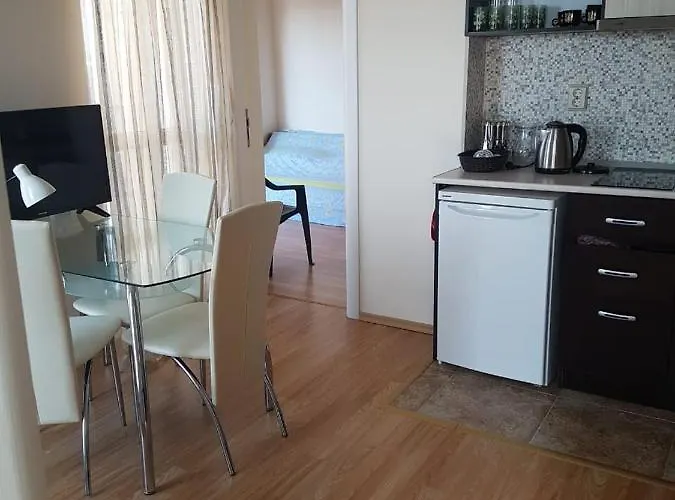 Mellia Boutique Апартаменты *