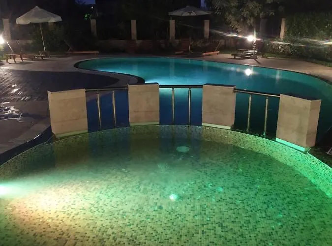 Апартаменты Mellia Boutique *