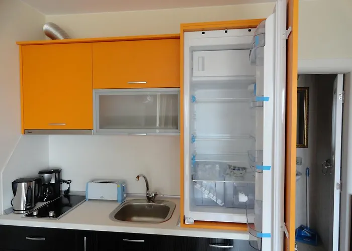 Апартаменты Mellia Boutique *